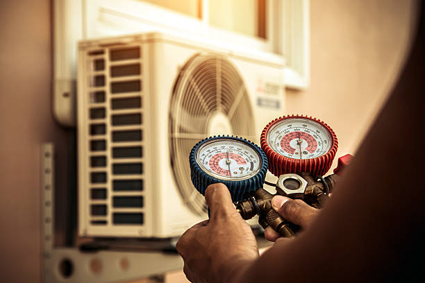 Professional Hvac technician working in North Carver, MA